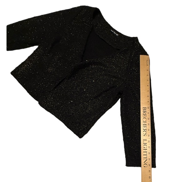 Double Zero black with gold jacket. Good used condition. Size Large. - Picture 7 of 14